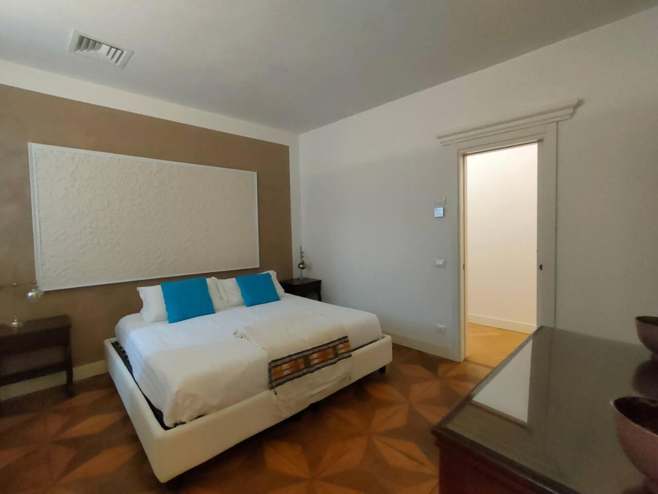La Grande Bellezza Deluxe House Apartment เวนิส ภายนอก รูปภาพ