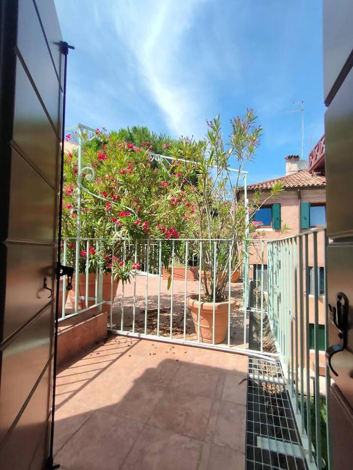 La Grande Bellezza Deluxe House Apartment เวนิส ภายนอก รูปภาพ