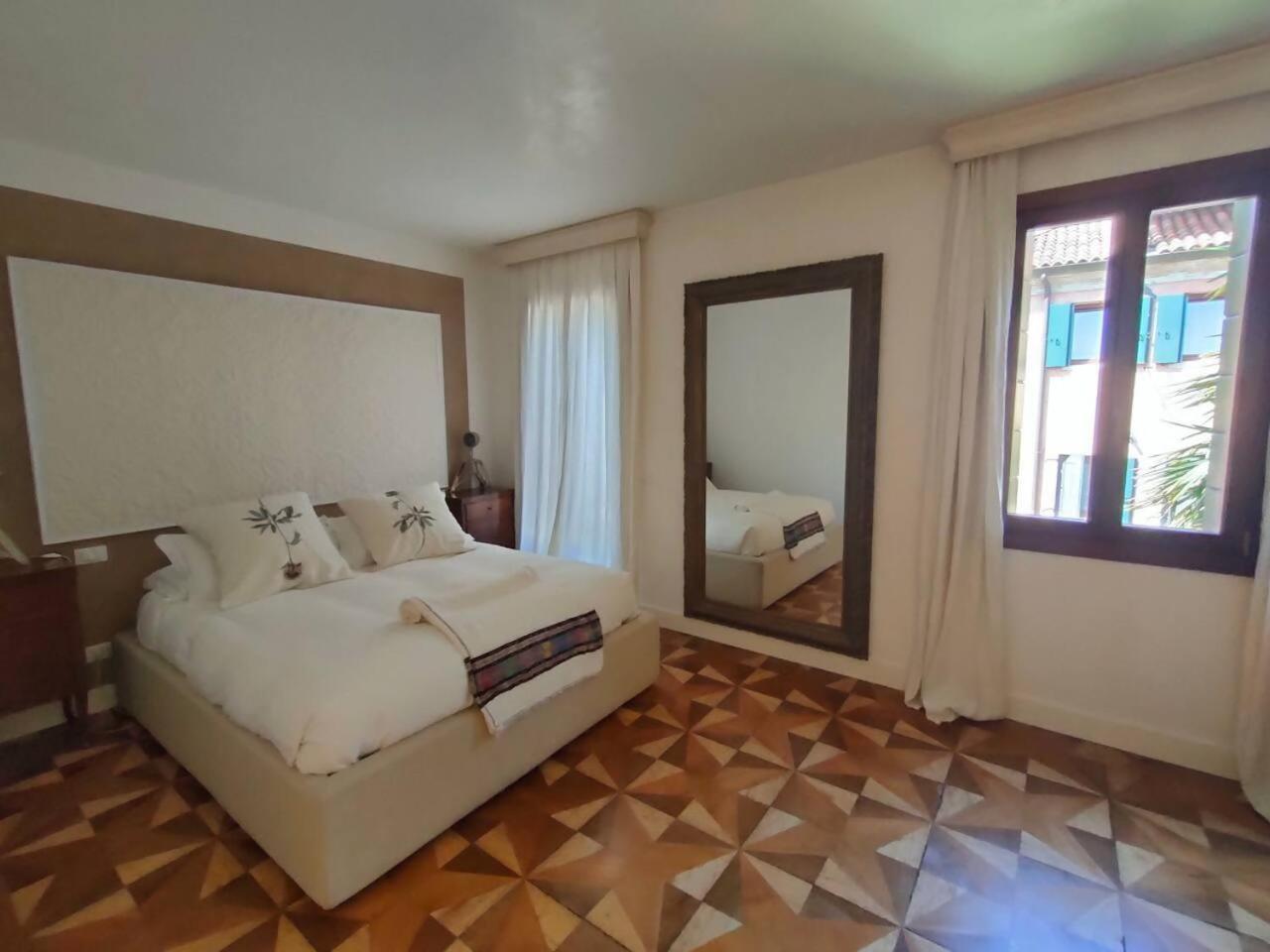 La Grande Bellezza Deluxe House Apartment เวนิส ภายนอก รูปภาพ