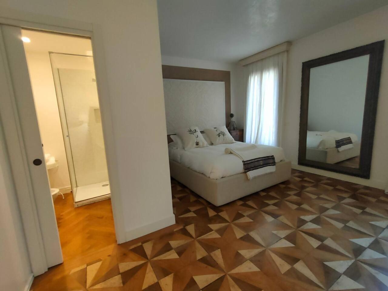 La Grande Bellezza Deluxe House Apartment เวนิส ภายนอก รูปภาพ